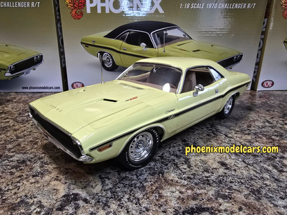 1970 Dodge Challenger DY2 Sunfire Yellow, Hard Top (Limitée à 54 unités-Limited to 54 units)