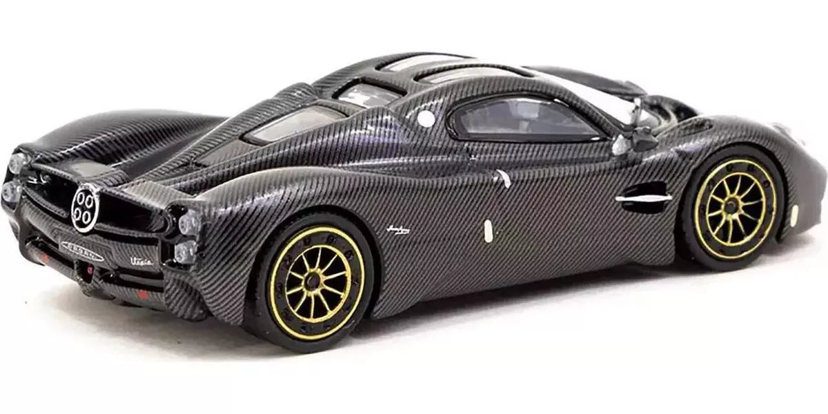 Pagani Utopia – Black Carbon Fiber Edition