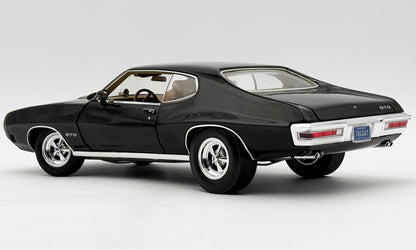 (PRE-ORDER 2026) 1970 Pontiac GTO Ram Air IV - Main Street