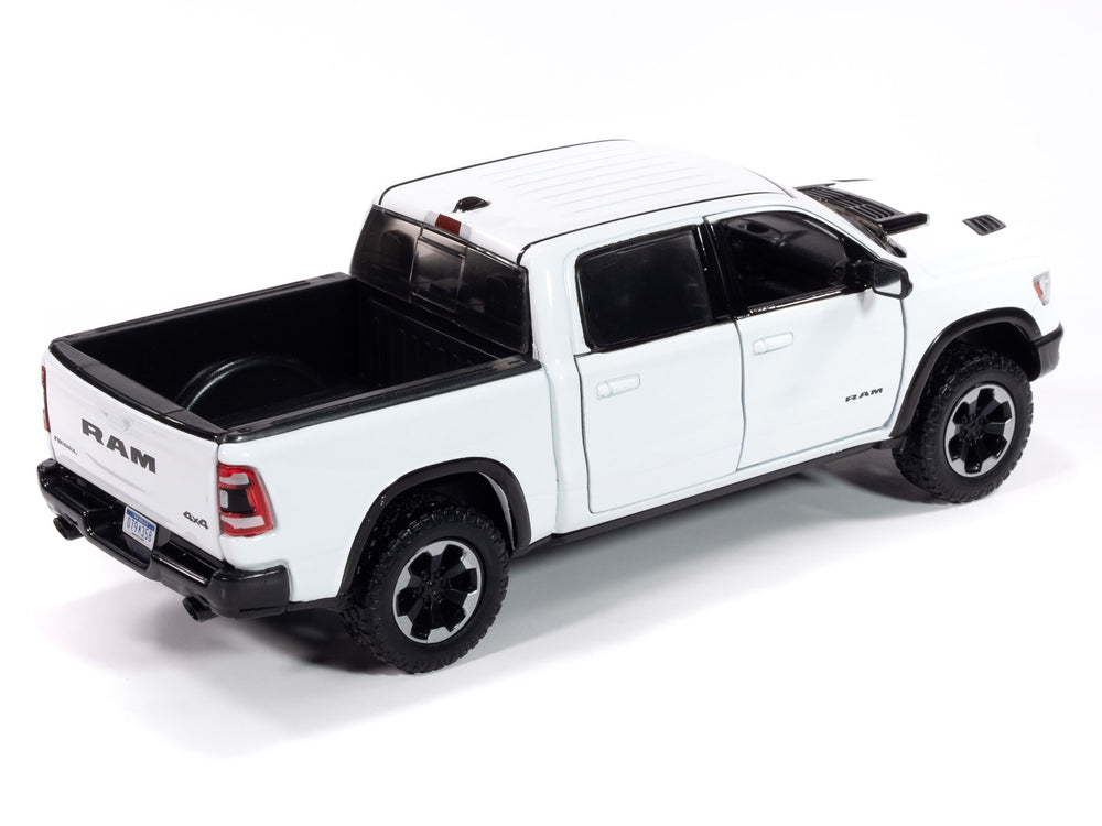 2019 Ram 1500 Rebel Crew Cab-(White)