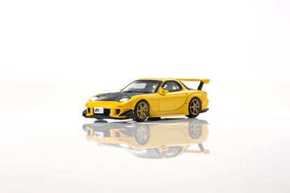 (PRE-ORDER 2027) Kyosho 1:64 Initial D Mazda RX-7 (FD3S) – Compatible MOTN – Édition limitée – 07133LB