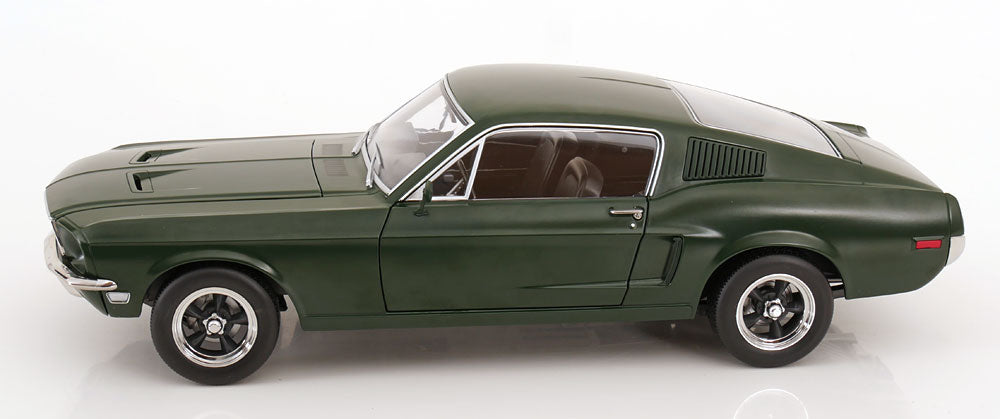 KK-SCALE-1/12 -1968 Ford Mustang GT Fastback "Bullitt Movie Edition" (Matt Green)