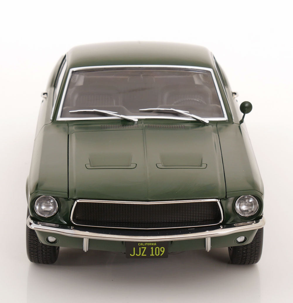 KK-SCALE-1/12 -1968 Ford Mustang GT Fastback "Bullitt Movie Edition" (Matt Green)