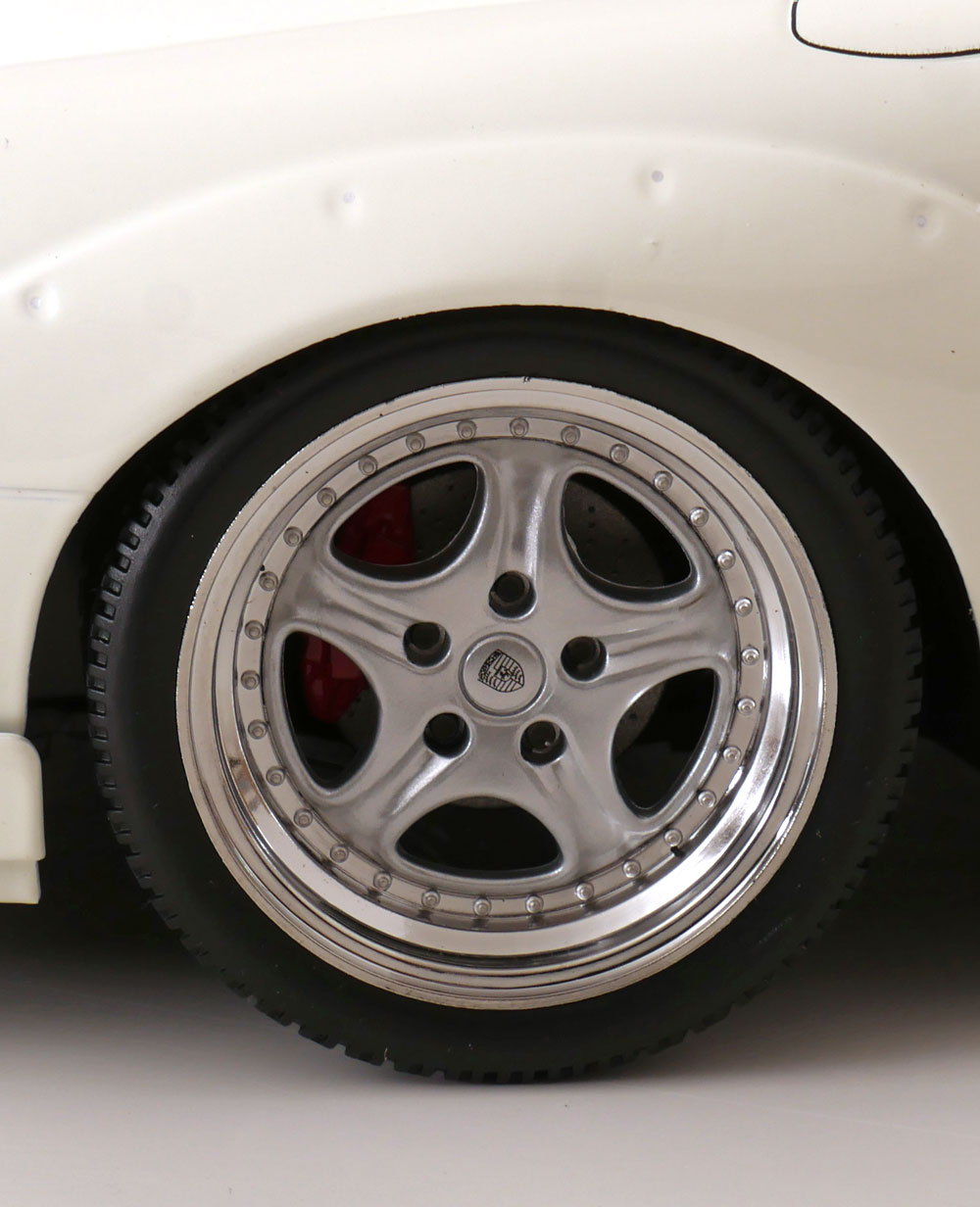 KK-Scale 1:12-1996 Porsche 911 (993) GT2 with Speedline Rims (White) KKDC120284S