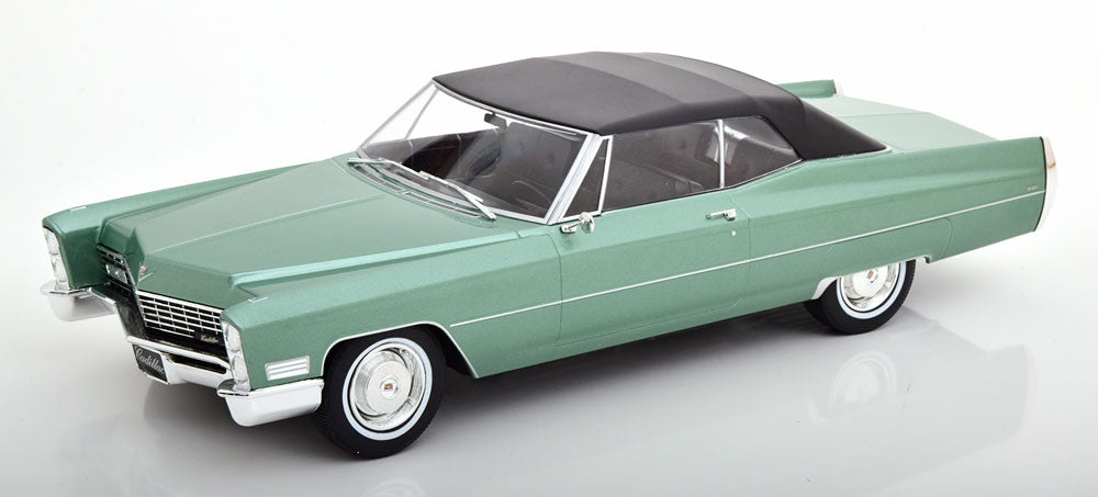 Cadillac DeVille Convertible with softtop 1968 (lightgreen metallic)