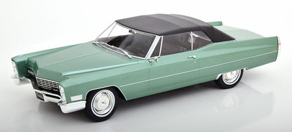 Cadillac DeVille Convertible with softtop 1968 (lightgreen metallic)