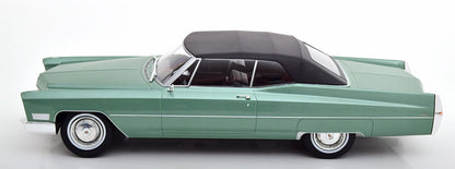 Cadillac DeVille Convertible with softtop 1968 (lightgreen metallic)