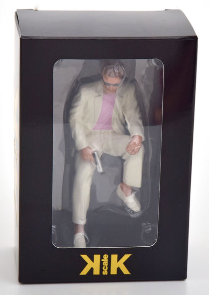 Miami Vice Sunny Sitting Figurine 1/18