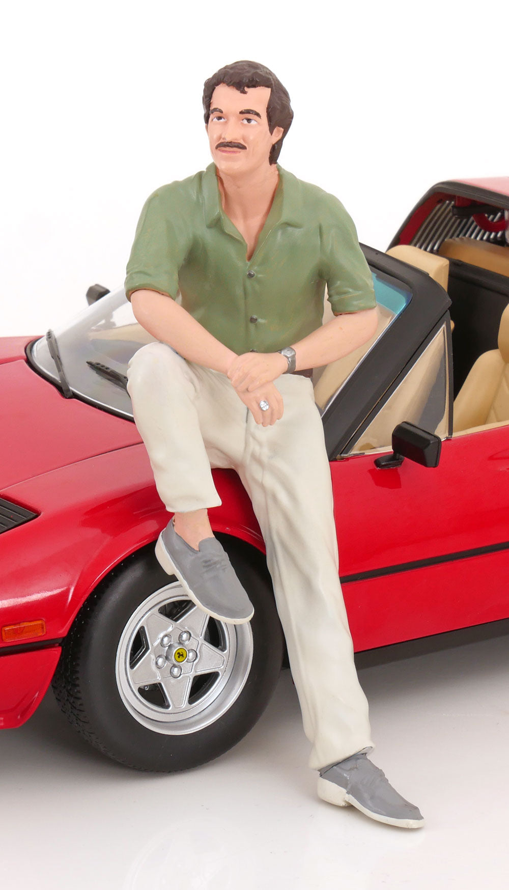 KK SCALE 1/12-Ferrari-308 GTS QV ( 1982 Magnun P.I.) & Thomas