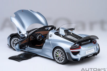 Porsche 918 Spyder Weissach Package (Liquid Metal Chrome Blue)