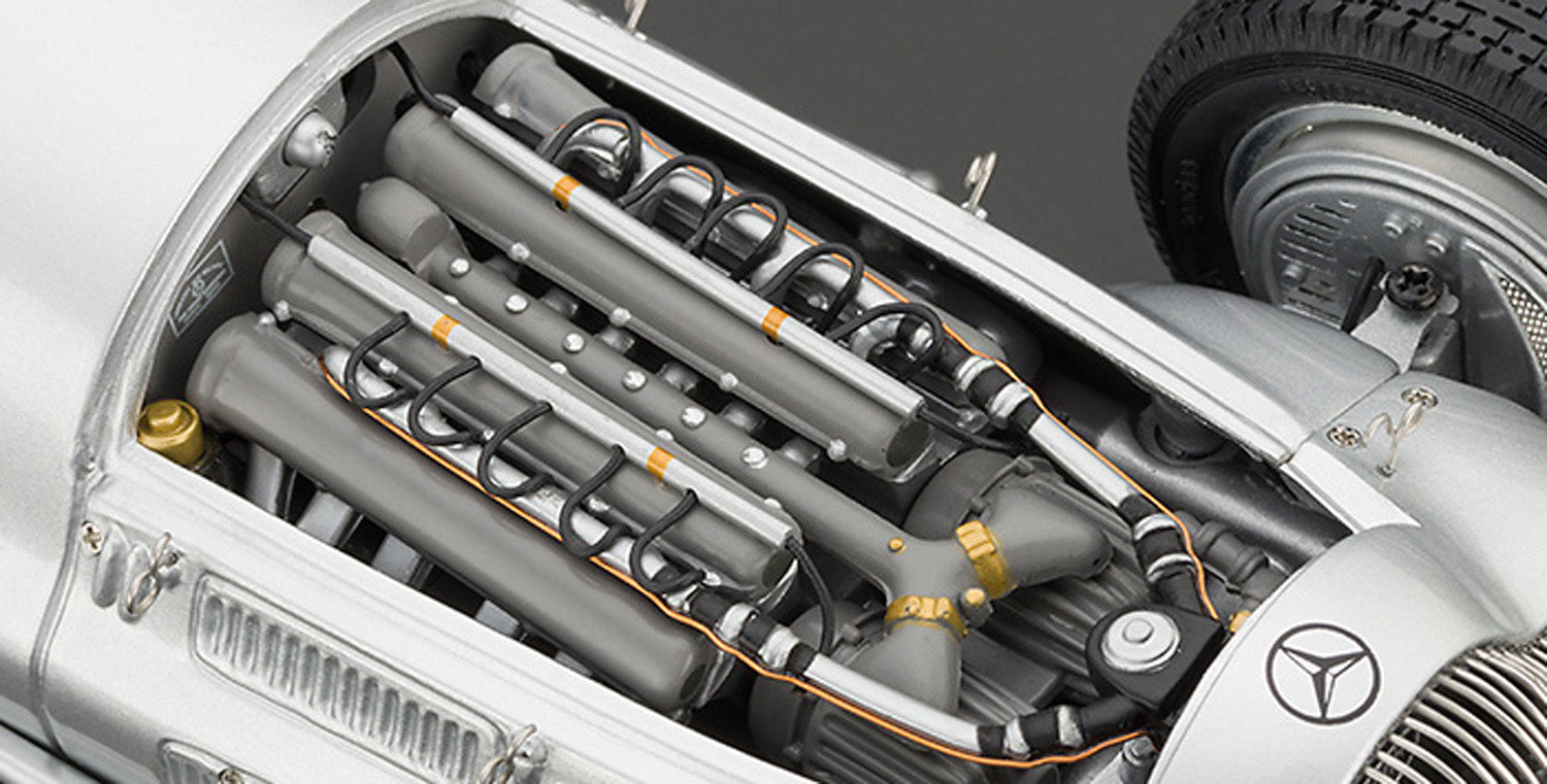 Mercedes-Benz W 154, 1938 by CMC  (Échelle-Scale 1:18)
