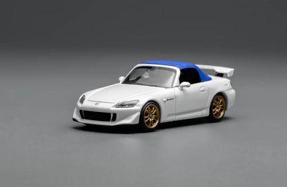 Motorhelix 1/64 - Honda S2000 Type S Platinum Pearl White - M65108