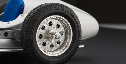 Mercedes-Benz W 154, 1938 by CMC  (Échelle-Scale 1:18)