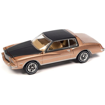 1980 Chevrolet Monte Carlo in (Light Camel Poly with Gloss Black Roof)