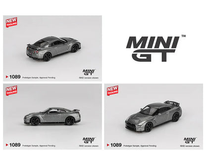 PRE-ORDER 2026) Mini GT - 2013 Nissan GT-R NISMO R35 CRS Version
