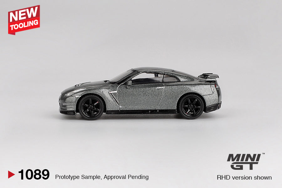 Mini GT - 2013 Nissan GT-R NISMO R35 CRS Version – Dark Metal Gray