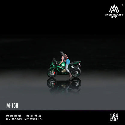 MoreArt 1/64 - Suzuki Green Magic Motorcycle Girl - MO222158