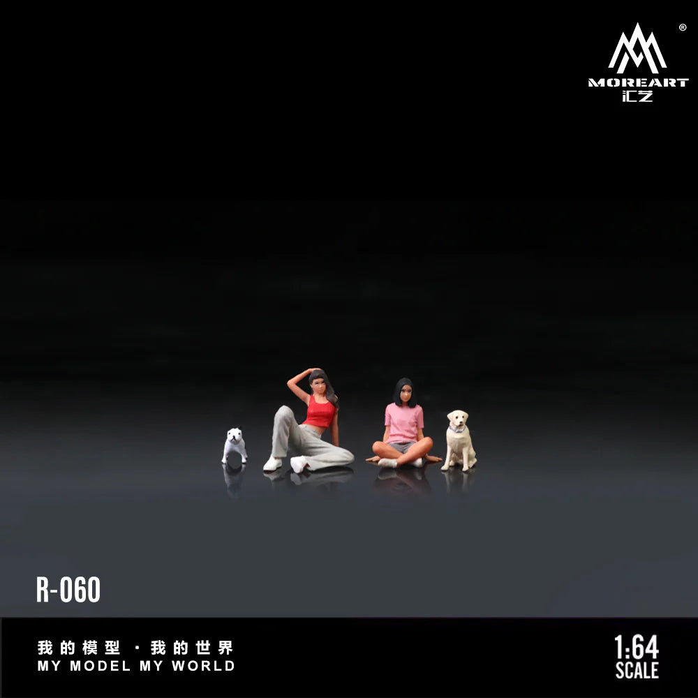 MoreArt 1/64 - Dog Walking Girl - MO223060