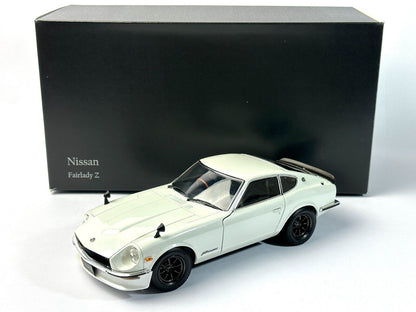 NISSAN Fairlady Z-L 1970 S30 (White Pearl)