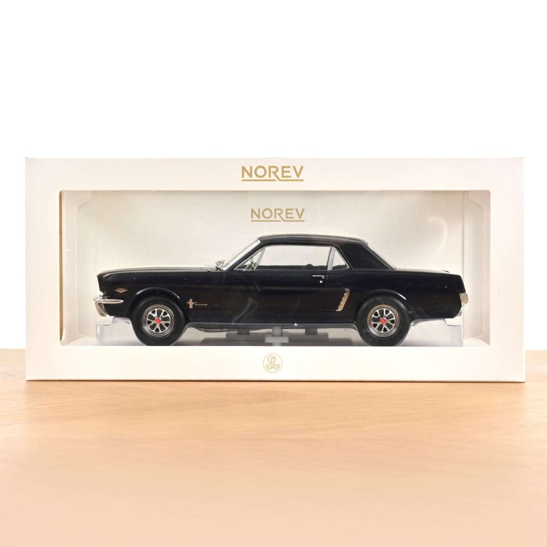 1966 Ford Mustang Coupe Nightmist Blue Metallic 1:18 – Norev 182805