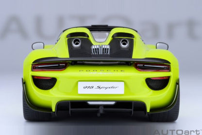 Porsche 918 Spyder Weissach Package (Acid Green)