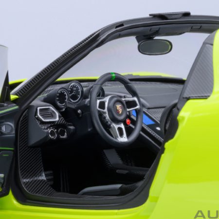 Porsche 918 Spyder Weissach Package (Acid Green)