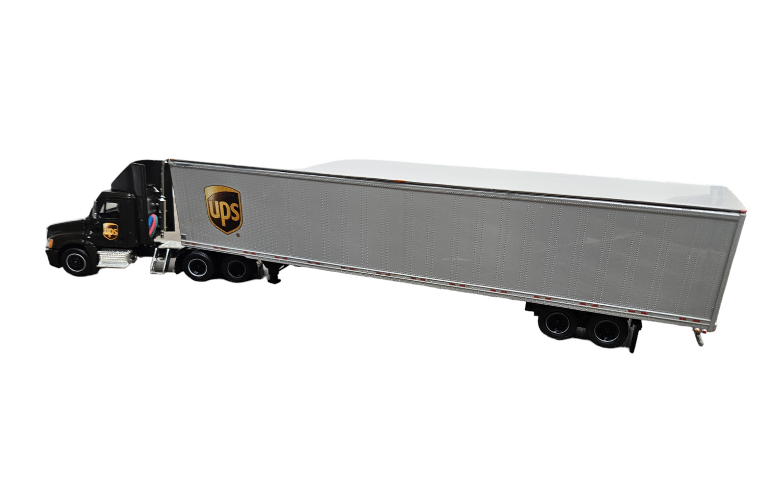 UPS FREIGHTLINER CASCSDIA DAYCAB WITH GDC in 1/53