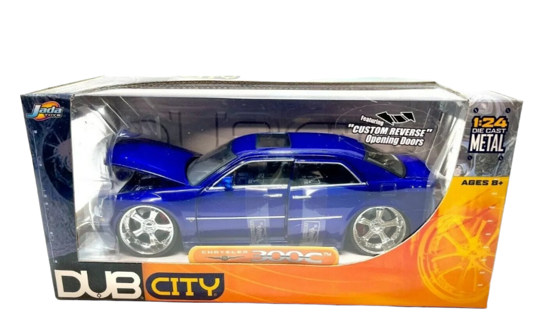 Chrysler 300C in BLUE Reverse doors, 1:24 Jada Dub City – Nice Car