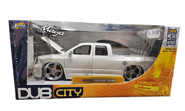 2003 DODGE RAM, White, (Échelle-Scale 1:24) – Nice Car Collection