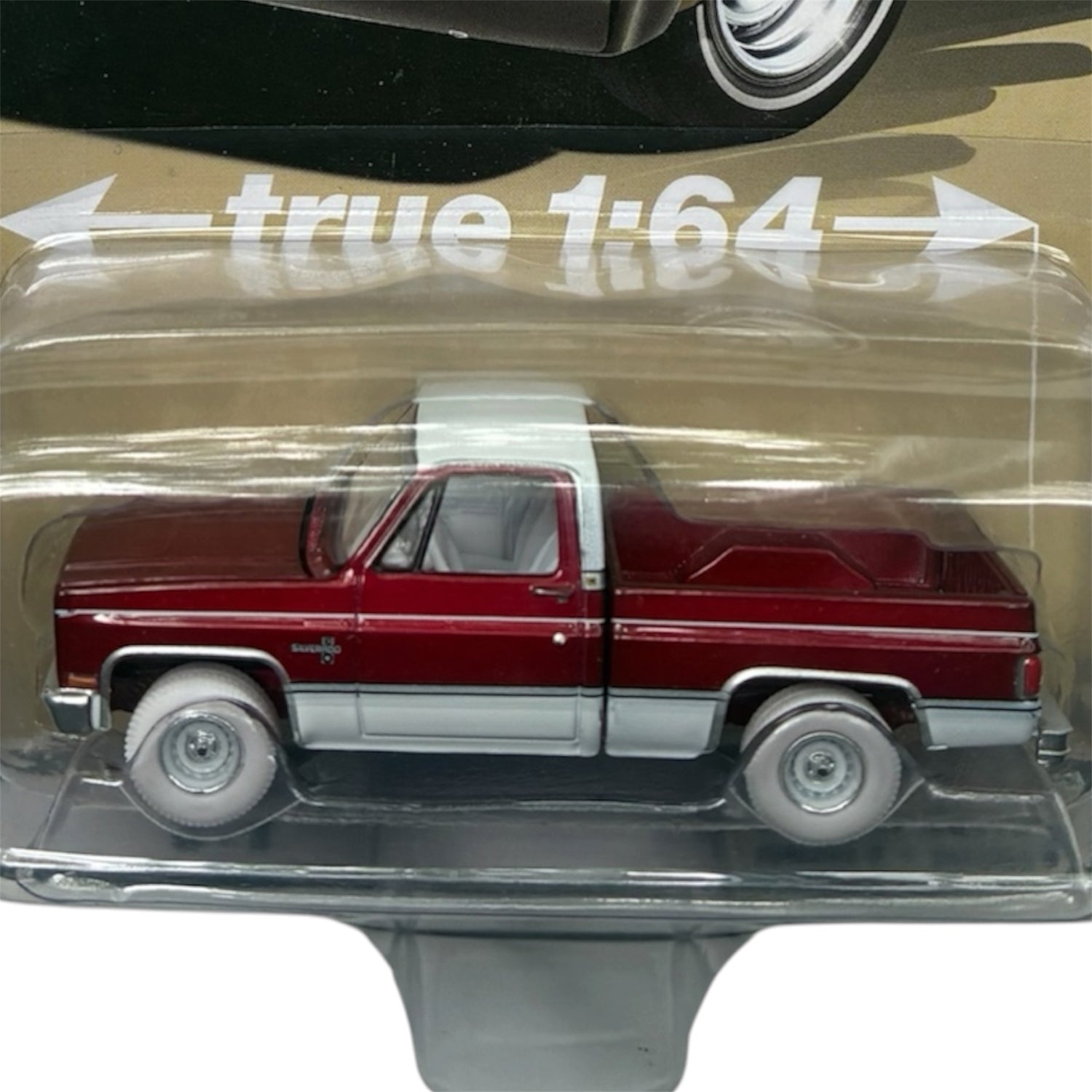 CHASE CAR Chevy Silverado 10 Fleetside 1985 Auto World 1:64 – Muscle Trucks – AW64342-5B-1-CHASE