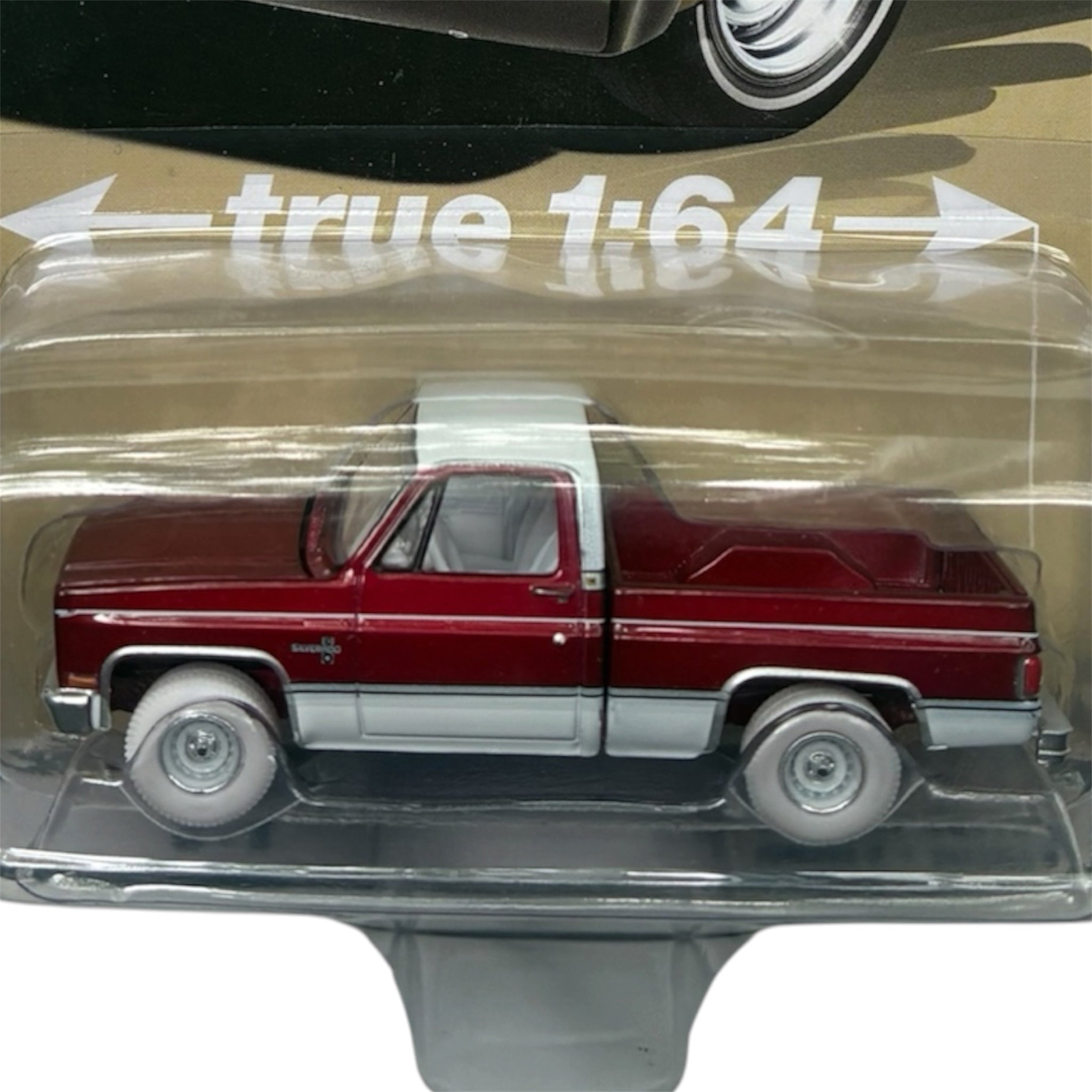 CHASE CAR Chevy Silverado 10 Fleetside 1985 Auto World 1:64 – Muscle Trucks – AW64342-5B-1-CHASE