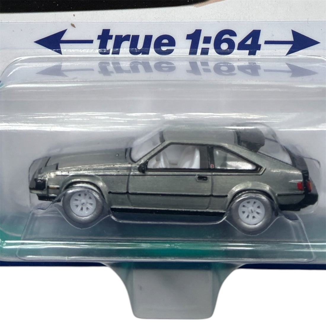 CHASE CAR 1982 Toyota Celica Supra Auto World 1:64 – Import Legends – AW64422-4B-6-CHASE
