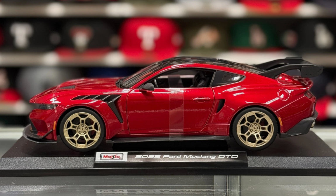 Maisto 1:18 2025 Ford Mustang GTD – Rouge métallisé – Special Edition – 31468RD