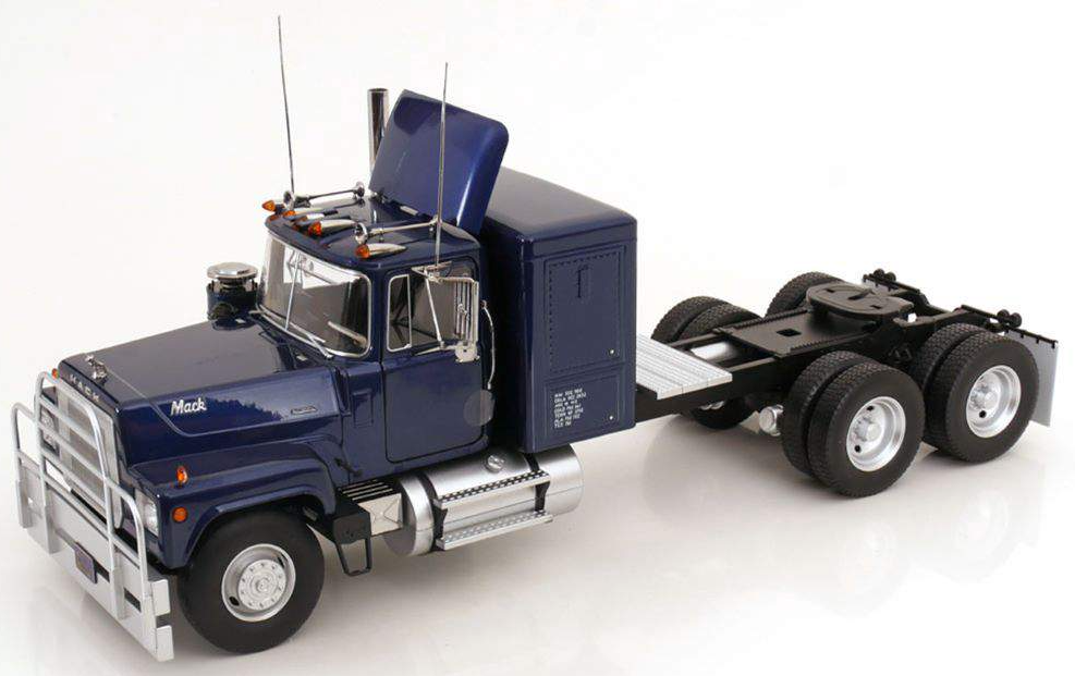 (PRE-ORDER NOV. 2024) 1974 Mack RL700L (Navy Blue) 1:18 *Voir Note-*See Notes