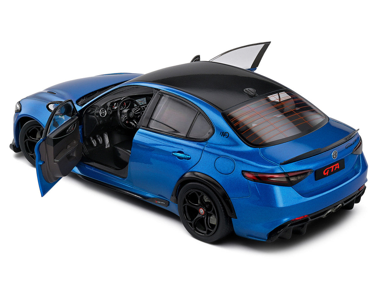 SOLIDO - 2022 Alfa Romeo Giulia GTA - (Blue with Carbon Top)