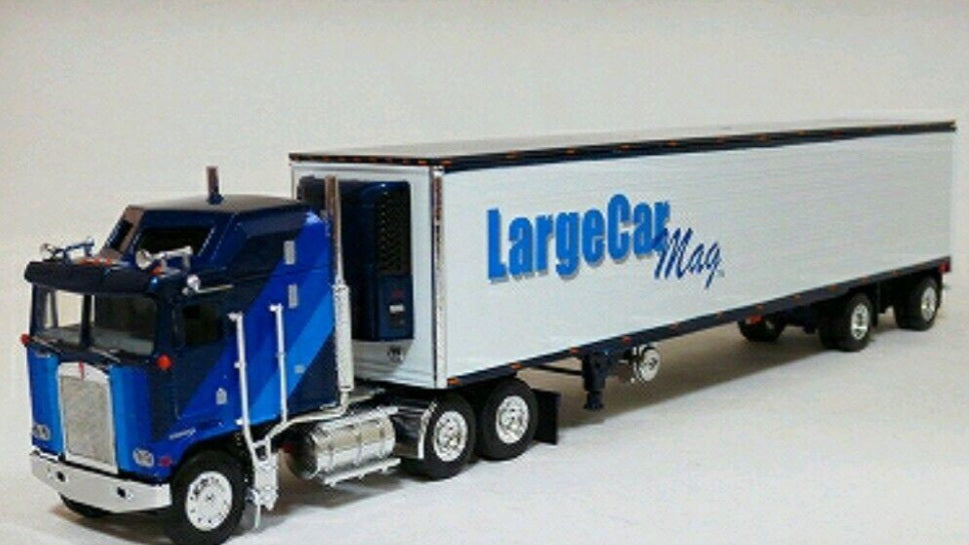 KENWORTH K-100 AERODYNE "LARGECAR MAG" in 1/64