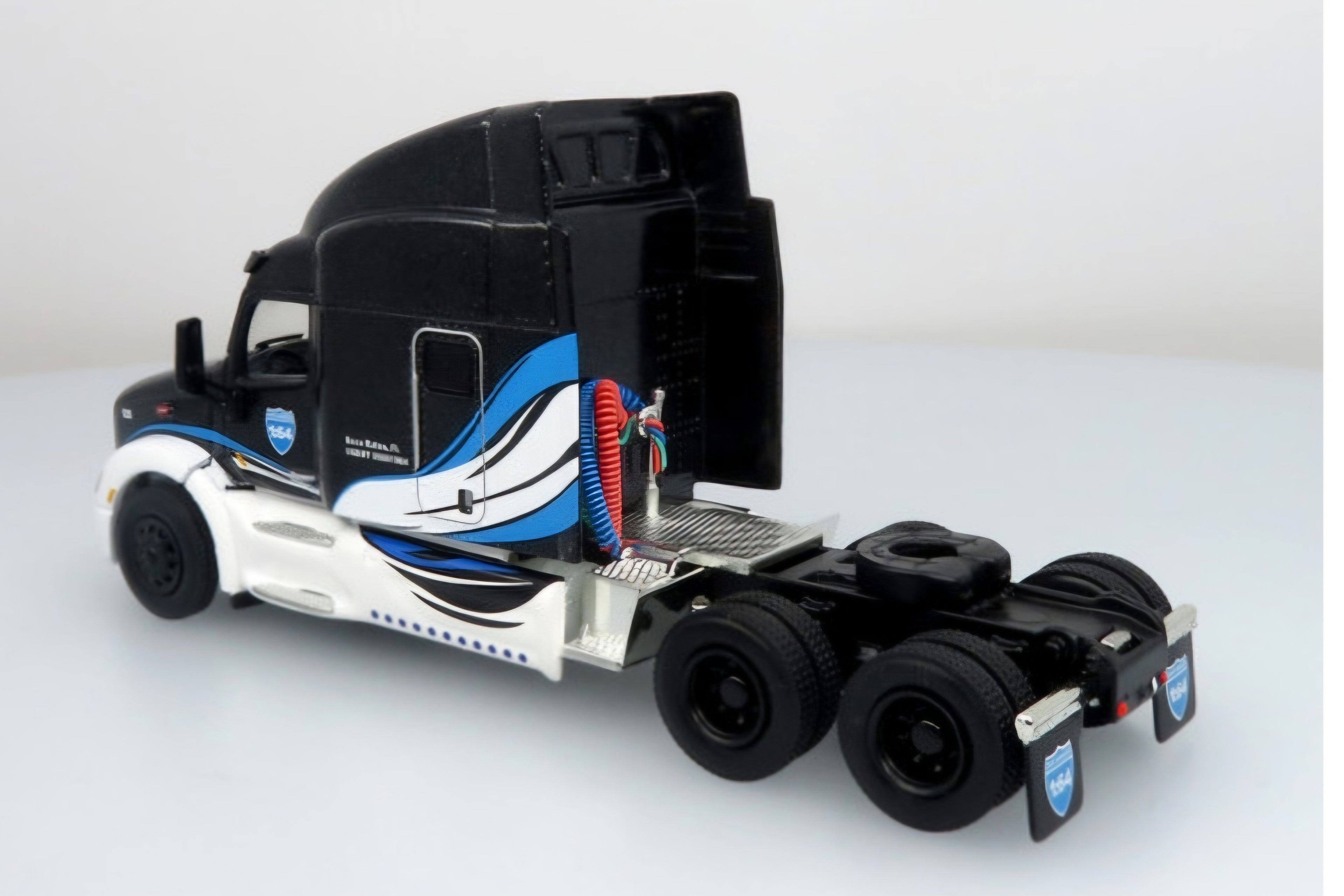 Peterbilt 579 w/ Car Hauler: Car Carriers 1:64