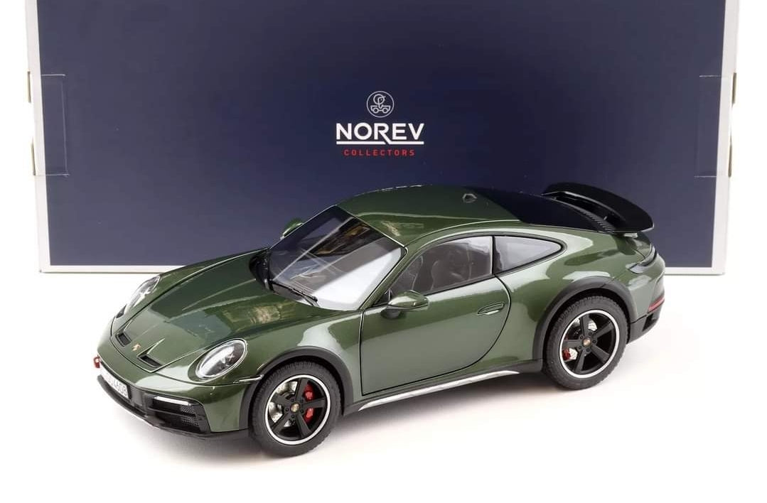 Porsche 911 992 Dakar
