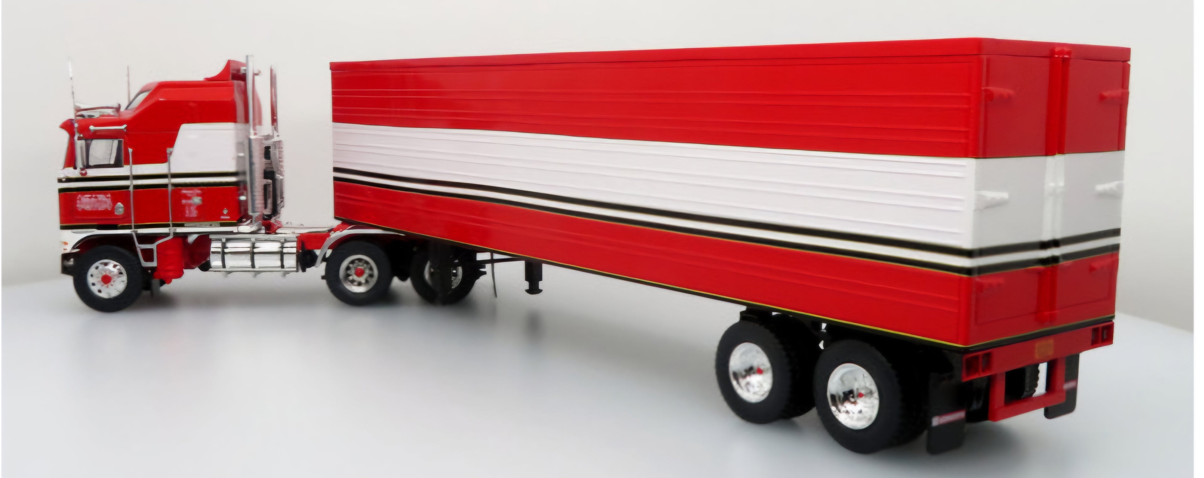 1979 Kenworth K100 Aerodyne w/ Trailer: MB McKay Trucking 1:43