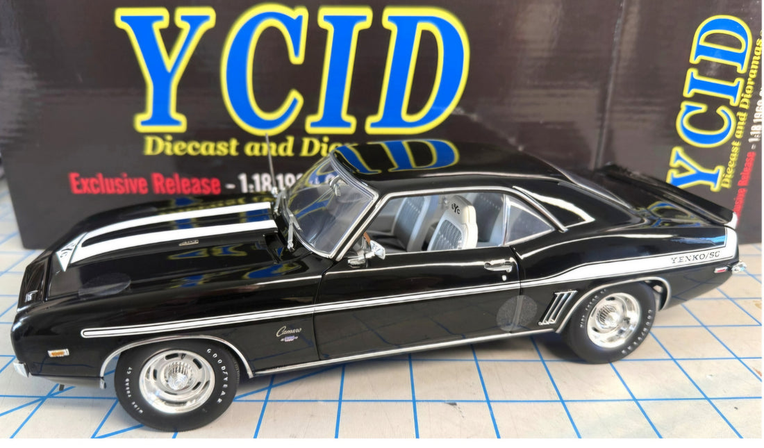 1969 Yenko Camaro, Black (Limitée à 199 unité-Limited to 199 units)