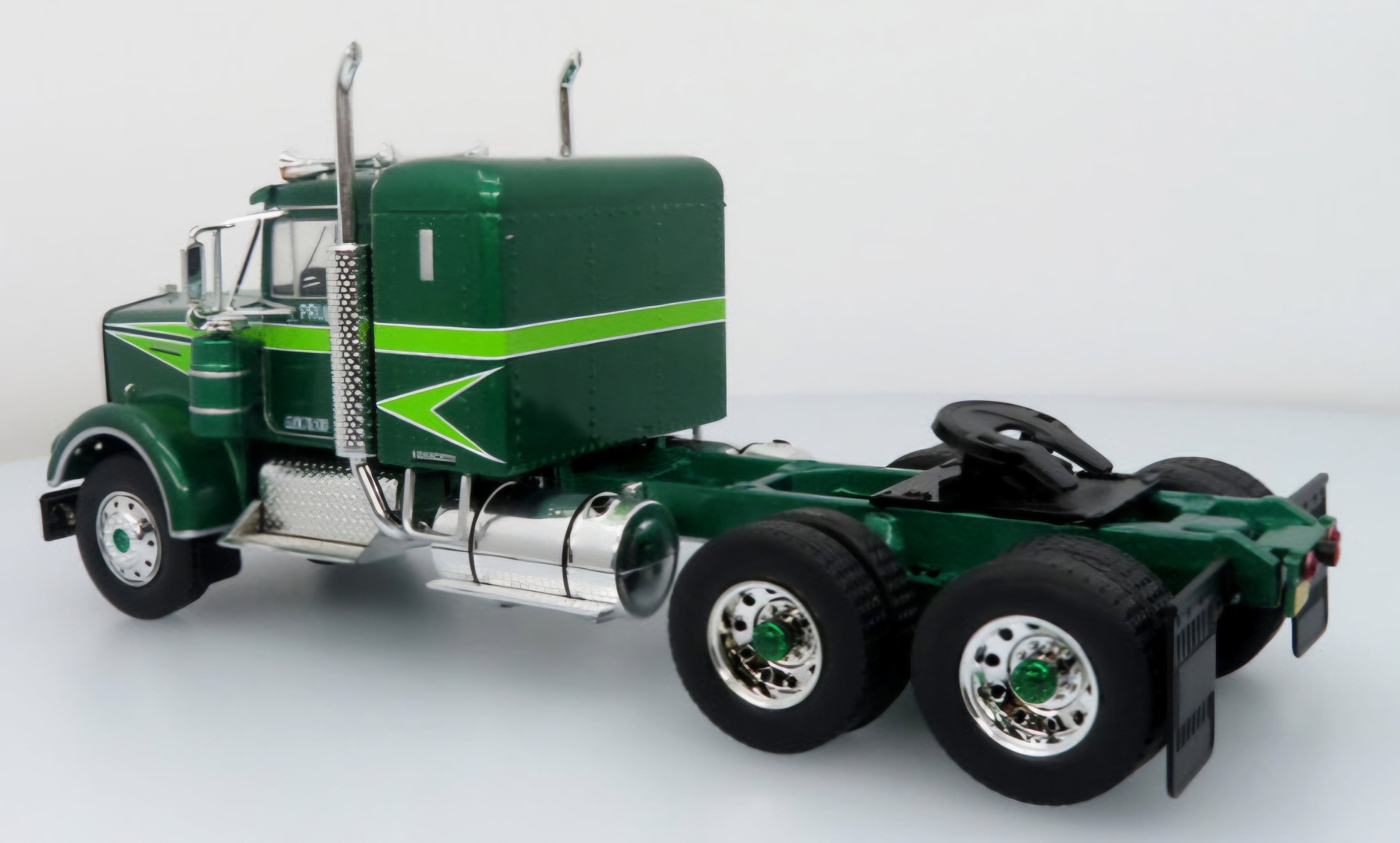 1976 Kenworth W900A Tractor &amp; Trailer: Movin&