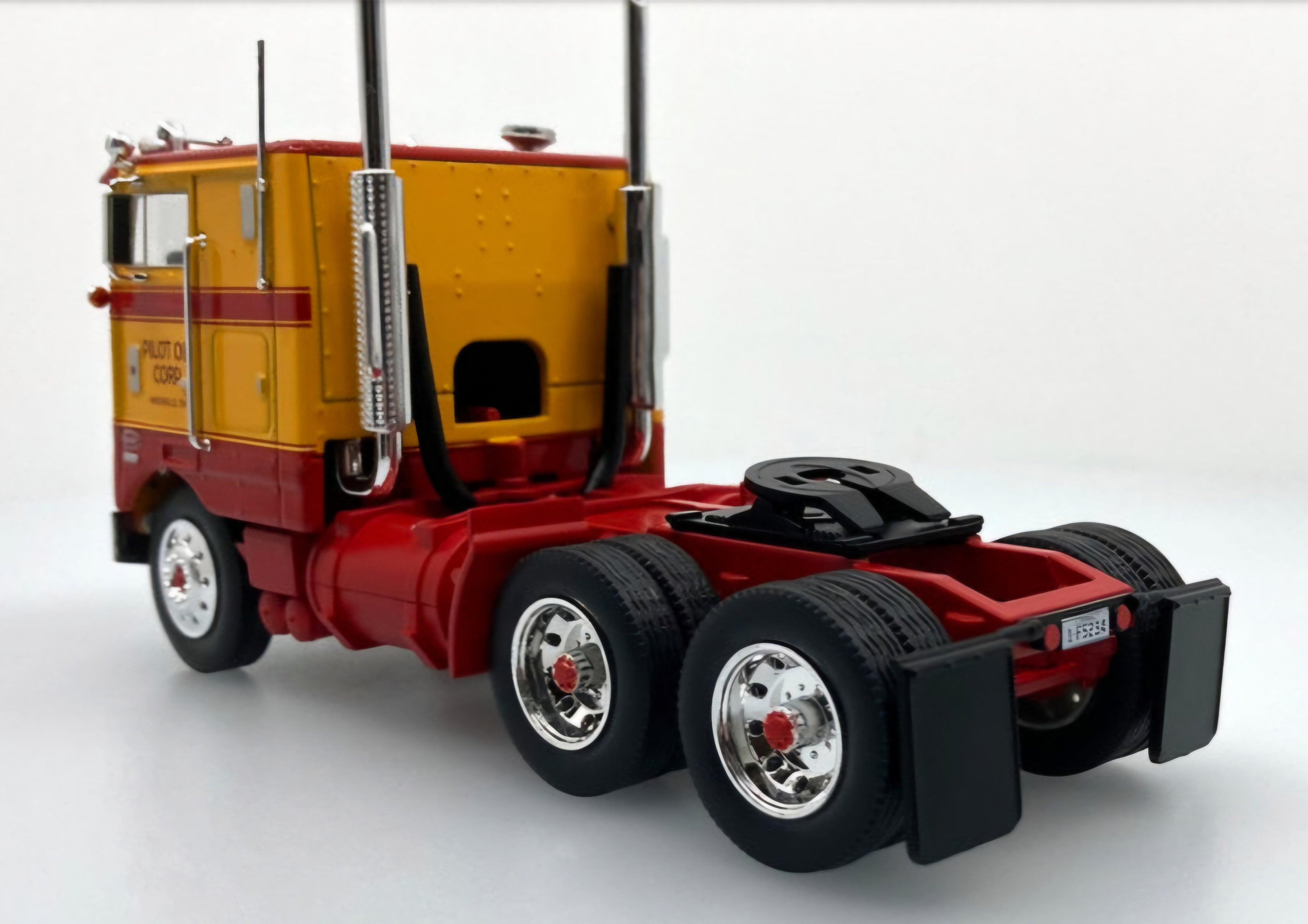 1975 Peterbilt 352 Sleeper Tractor w/Fuel Tanker Trailer: Pilot Gas For Less (1/43)