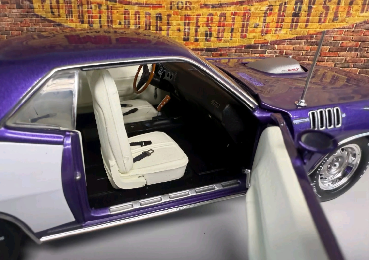 YCID-1971 Cuda, 440/6,  Violet (Limitée à 199 unités-Limited to 199 units)