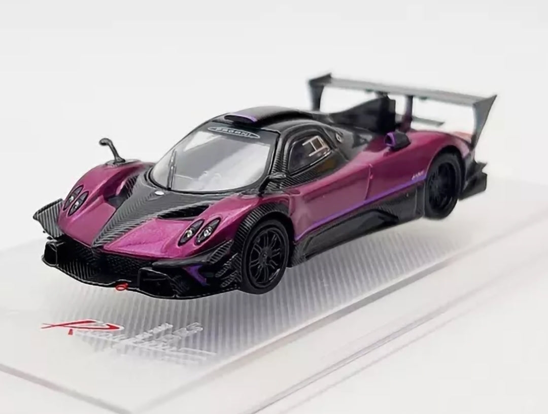 Pagani Zonda Revolucion, Purple (CM64-REVOLUCION-05)