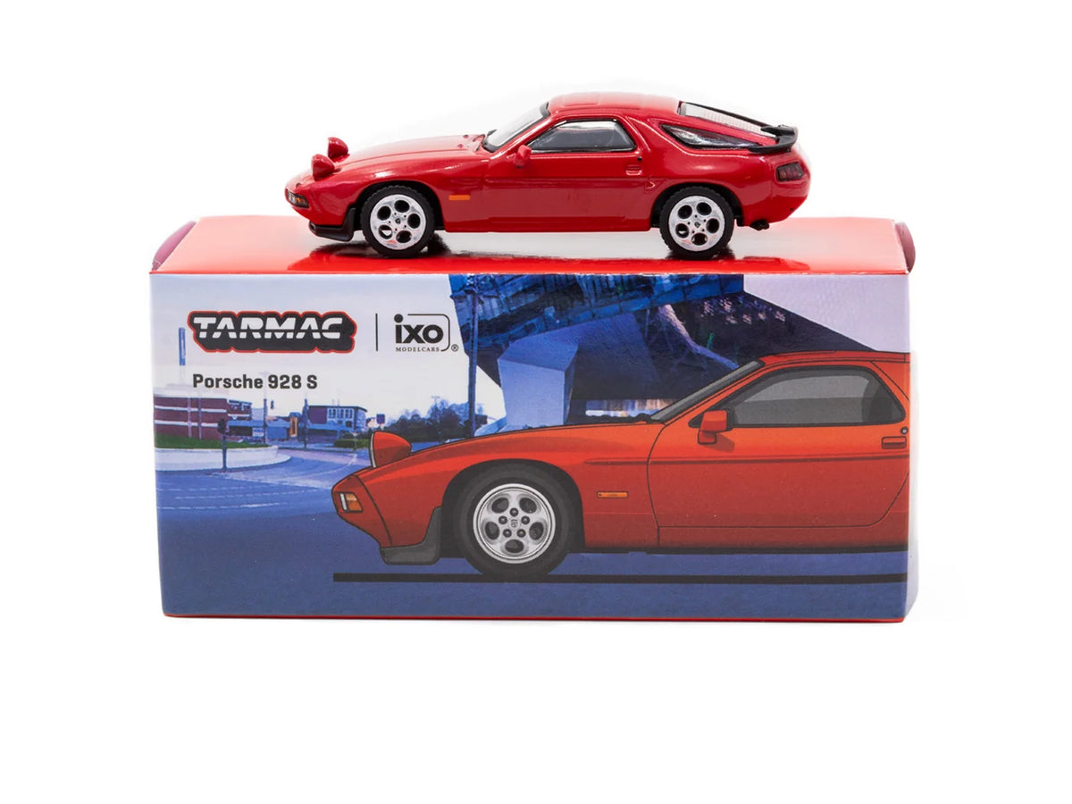 Tarmac Works Global64 1:64 Porsche 928 S – Red – T64G-083-RE