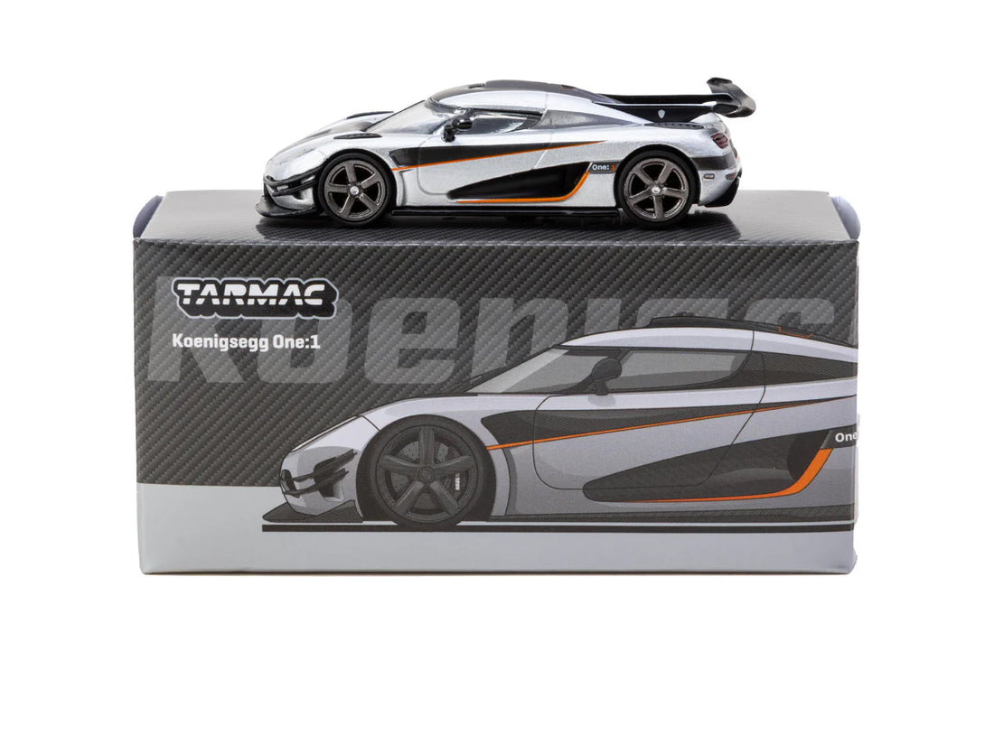 Koenigsegg One:1 Silver Tarmac Works Global64 1:64 T64G-TL054-SL