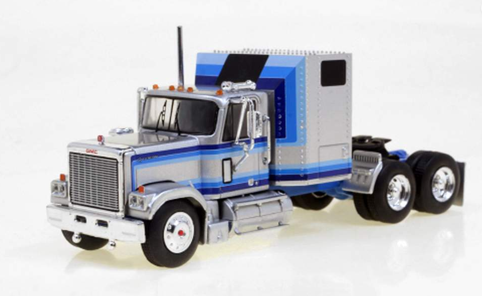 1980 GMC General Sleeper Tractor, Silver/Blue (1:64)
