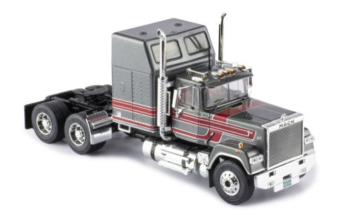 MACK SUPERLINER MAGNUM 1985 Metallic Grey (1:43)