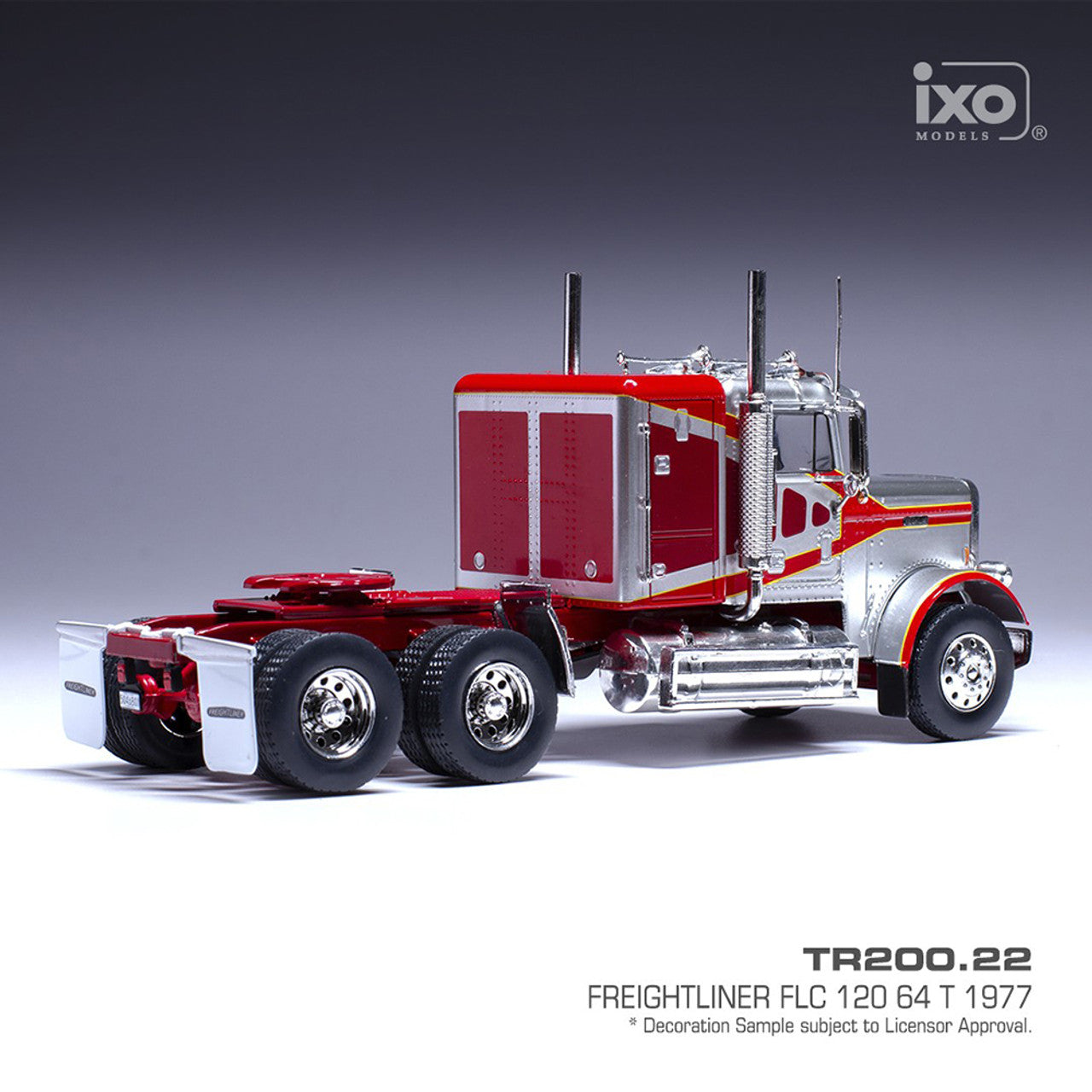 IXO MODEL 1:43-1977 Freightliner FLC 120 64 T (Silver/Red)
