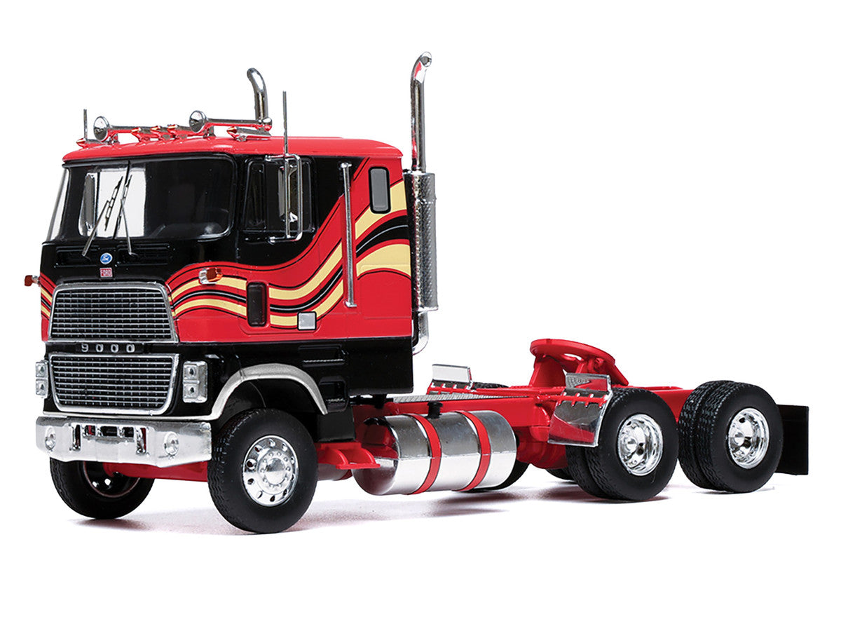 1976 Ford CL 9000 - Red and Black (1:43) U43TR003